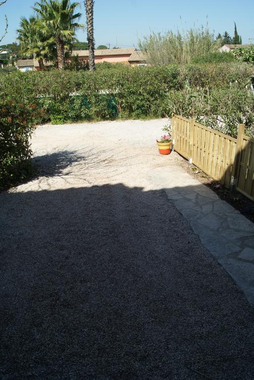 Le Mas du Bijou Bleu Puget-sur Argens Chambre photo